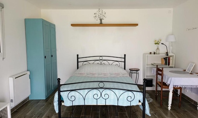 Saint-Pierre-de-Bailleul Casa | Le Petit Accent