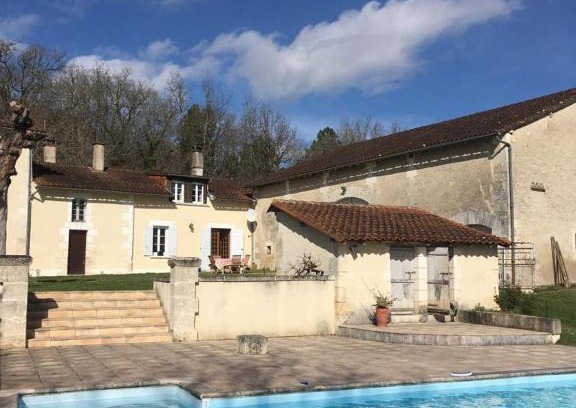 Celles Casa | Le petit Givry