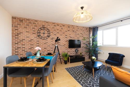Devant-les-Ponts Apartamento | Le petit Manhattan - Appartement privé de 45 m2 - 2 à 4 personnes - Parking privé