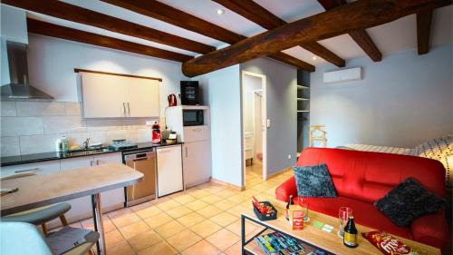 Civaux Casa | Le Petit Mona Althéa
