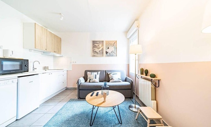 Vaise Apartamento | Le petit Montel- studio avec garage-métro Valmy