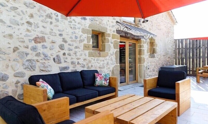 Noyers-sur-Jabron Casa | Le Petit Moulin gîte 6/8 personas (desde 90 € por noche)