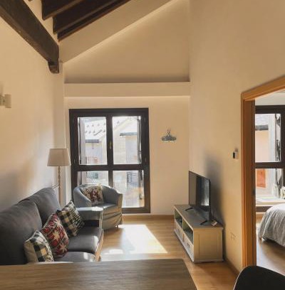 Escarrilla Apartamento | Le Petit Palais