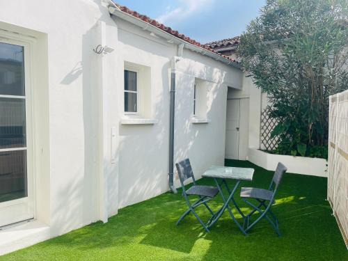 Saintes Apartamento | Le Petit Saintonge - Cour Privée