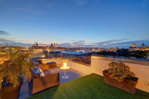 Cospicua Casa | Le Petit Voyage - CHILL OUT