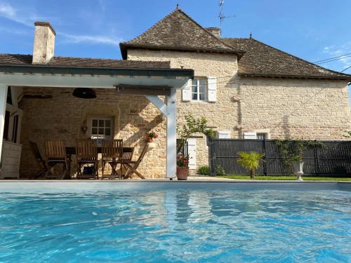 Saint-Loup-de-Varennes Cama Y Desayuno | Le pigeonnier de Saint-Loup Bed and Breakfast