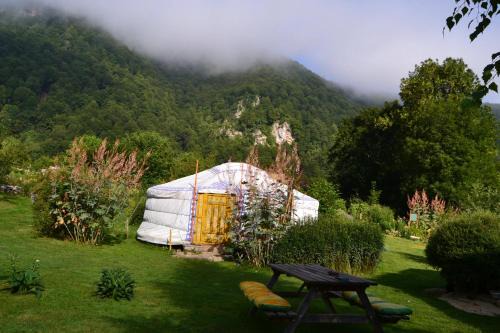 Sost Cama Y Desayuno | Le portillon des fées