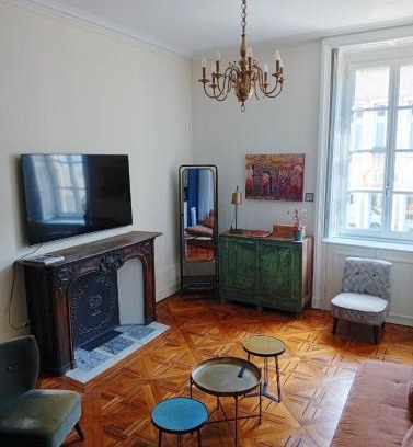 Old Town Apartamento | Le Préfecture - Hôtel particulier au coeur de Dijon