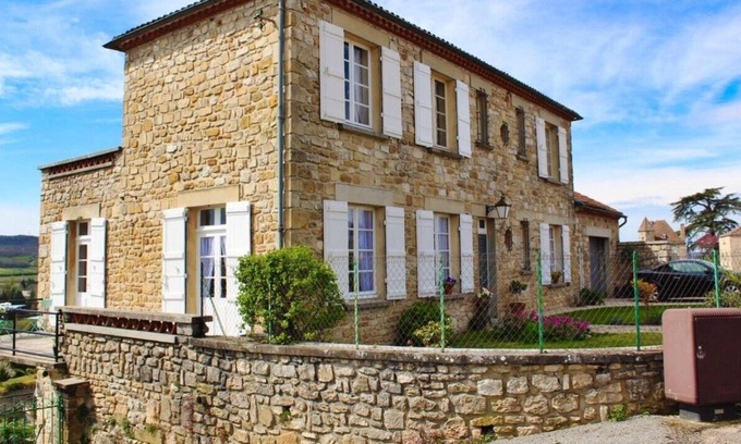 Puy-l'Eveque Cama Y Desayuno | Le Presbytère - B & B con impresionantes vistasDormitorio 2