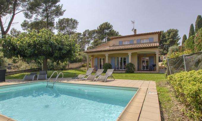 La Cadiere-d'Azur Casa | Le Puit des Oliviers 2 by Interhome