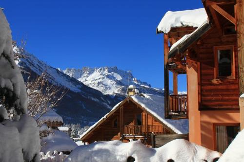 Nevache Chalet De Esquí | Le Queyrellin hameau des Chazals Nevache Hautes Alpes