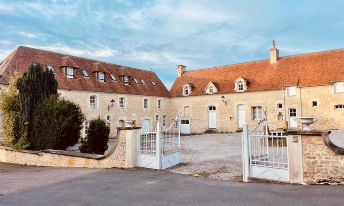 Silly-en-Gouffern Casa | Le Relais Drogon