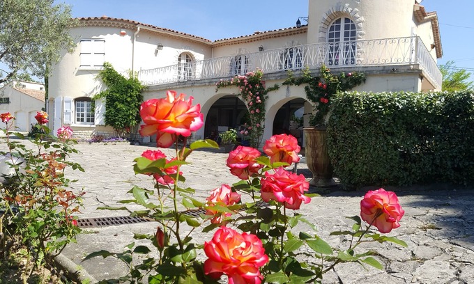 Ales Cama Y Desayuno | le Relais Fleuri
