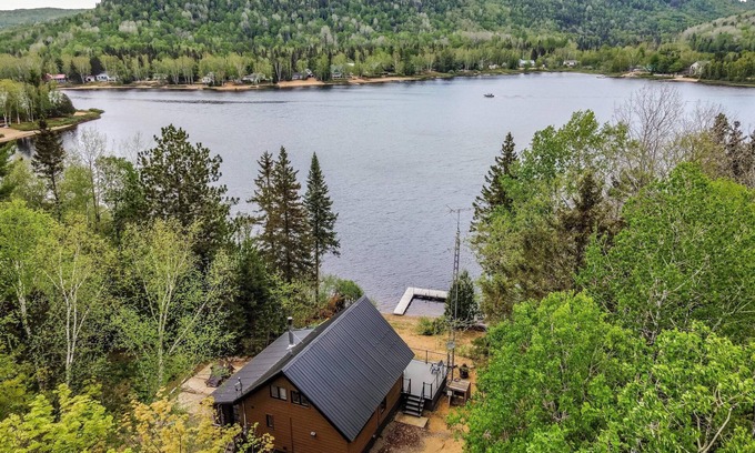 Mandeville Chalet De Esquí | Le Renard - Chalet Bord de Leau & Plage Privée en Nature