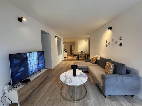 Ecommoy Apartamento | Le Repère des Pilotes - Gare - 11p - Rêve au Mans