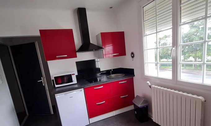 Poitiers Apartamento | Le Rouge Saphir - Studio idéal pour 2 voyageurs