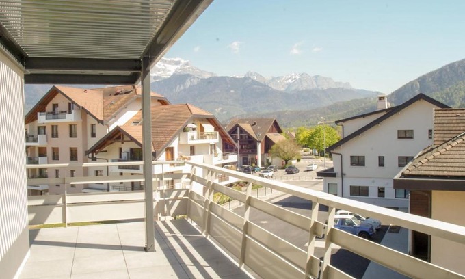 Saint-Jorioz Apartamento | Le Saint-Jore - 2 bedroom apartment balcony & parking