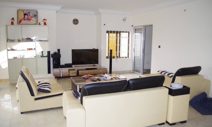 Lome Casa | Le Samourai - Entire Modern House in Zanguera near UCAO, Lome with Free WiFi