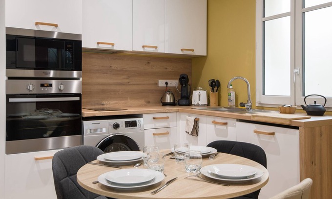Rochefort Apartamento | Le Scalaire, T2 de Haut Standing Hypercentre Rochefort, Arrivée Autonome