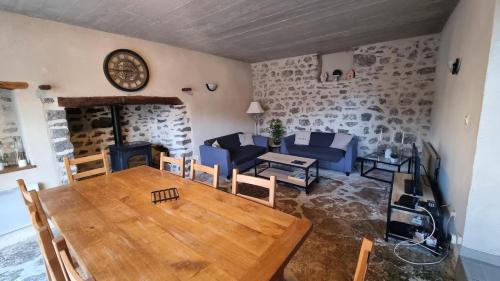 Villeneuve Casa | Le Soleil - Authentique - À 10 m du Château