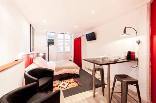Old Lyon Apartamento | Le studio de la place Saint-Jean du Vieux Lyon AIL