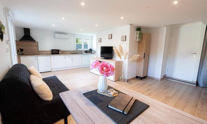Tournon-sur-Rhone Apartamento | Le studio du Doux