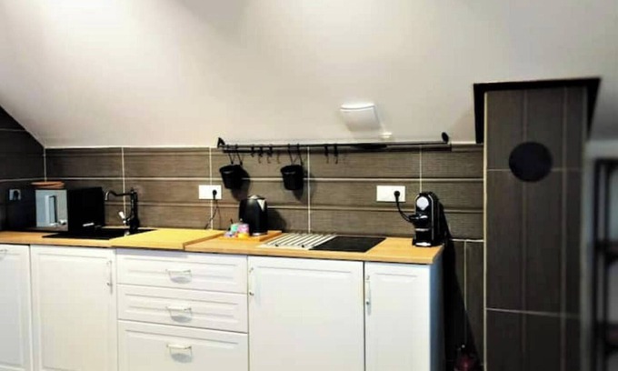 La Chapelle la Reine Apartamento | Le Studio Avec Jardin, Piscine, Jacuzzi