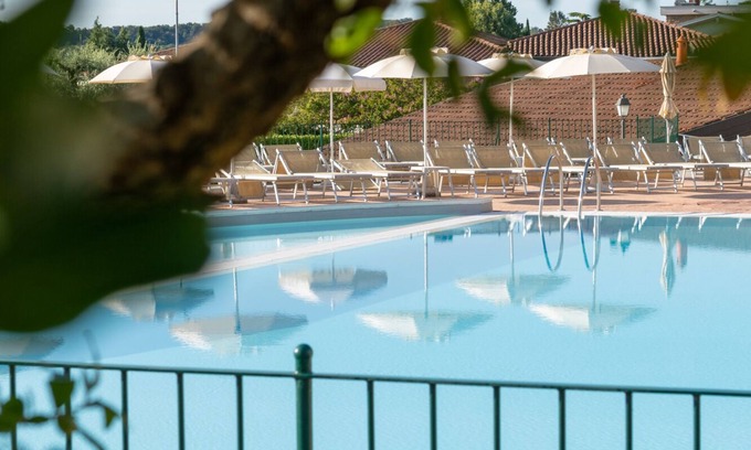 Monte Casa | Le Terrazze Sul Lago Residence & Hotel