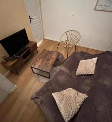 La Celle-sous-Gouzon Apartamento | Le Vacon Bleu