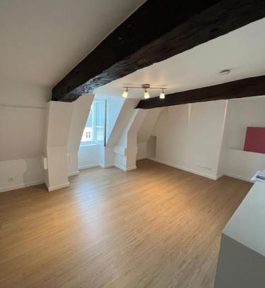Centre Ancien Apartamento | Le Vauquelin - Hypercentre - Wifi