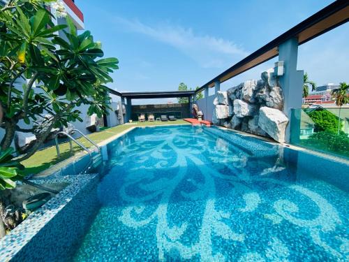 Central Pattaya Hotel | Le Vernissage by Goad Avadhess Hospitality