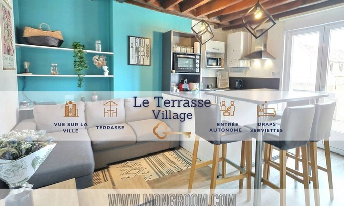 Sainte-Savine Apartamento | The Village - Terrace Apartment Near the train station