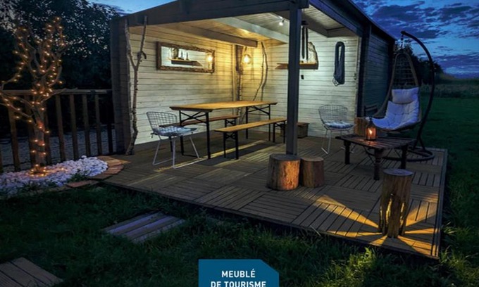 Acheres-la-Foret Chalet De Esquí | Le Woody Lodge, Large cottage with wooden deck and chalet with garden view next to Fontainebleau Forest