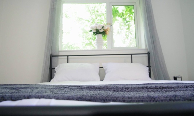 Leamington Spa Apartamento | Leamington Spa Gem Cozy Studio Awaits You