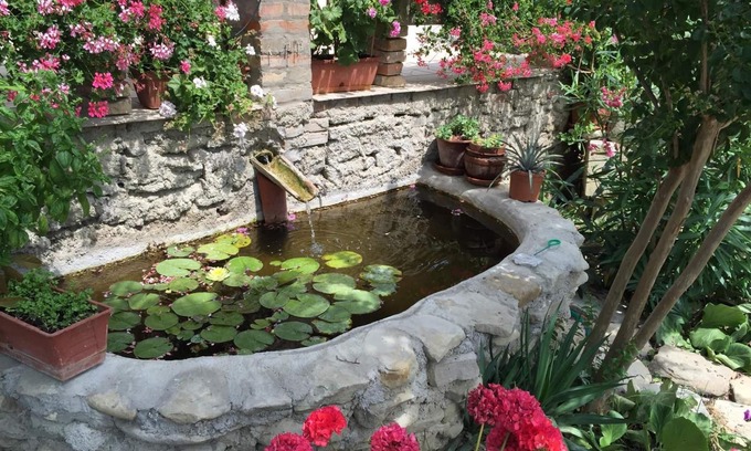 Predappio Cama Y Desayuno | LeAmorine White House B&B