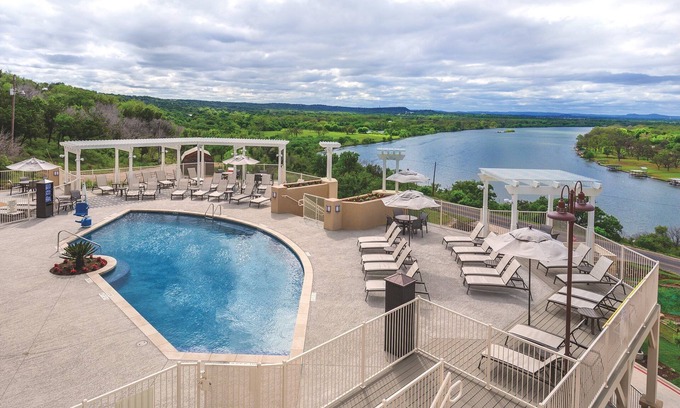 Marble Falls Complejo | Deja tus preocupaciones en la puerta!