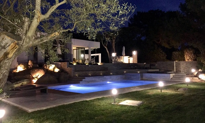 Cala Rossa Villa | Lecci: Casa / villa / chalet - LECCI