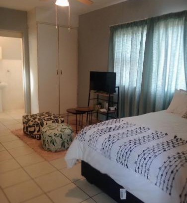 Empangeni Apartamento | Lee Crib