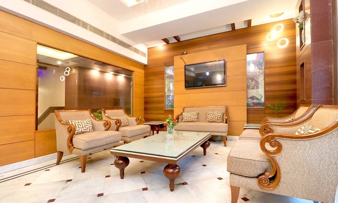 Karnal Hotel | Leela Grande Hotel