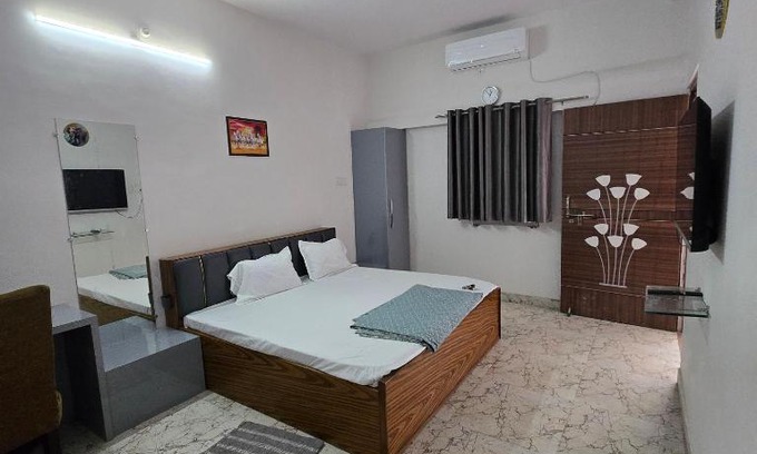 Jabalpur Apartamento | Leela home stay - Single room with washroom