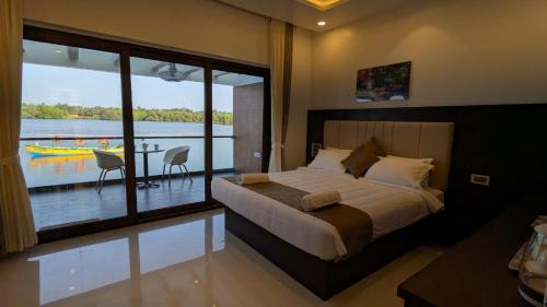 Udupi Casa | Leelas Coral Creek Inn
