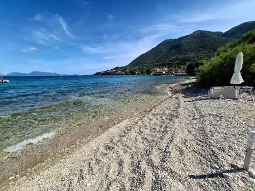 Nikiana Casa | Lefkada Eli's amazing beach house