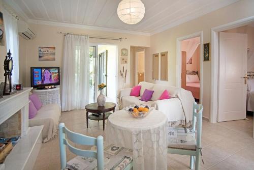 Nikiana Casa | Lefkada Summer House near the beach