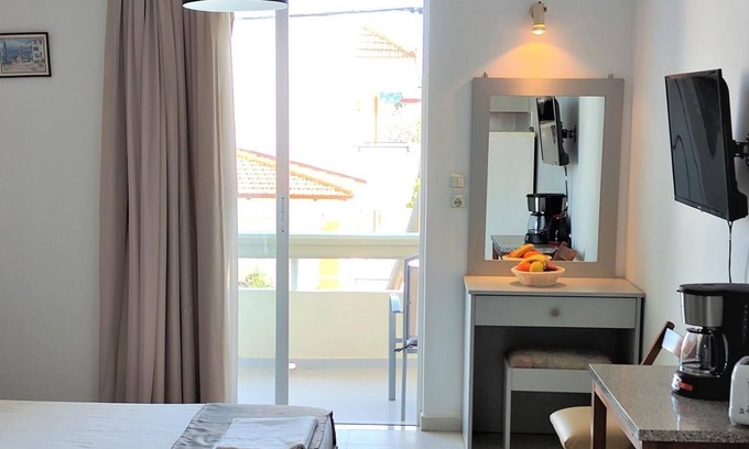 Ialyssos Apartamento | Lefteris Insta-worthy Studio With Garden View