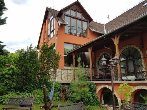Eger Apartamento | Legányi Apartmanház
