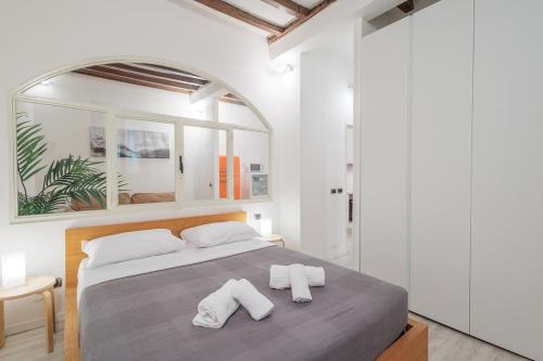 Porta Tenaglia Apartamento | Lega Lombarda 1 - Design Bilo - B Home