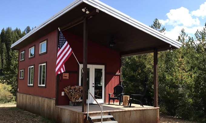 Whitefish Cabina | LEGACY CREEKS RANCH CABINS