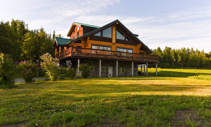 Lazy Mountain Cabina | Legacy Mountain Lodge on 40-Acre Ranch w/ Views!