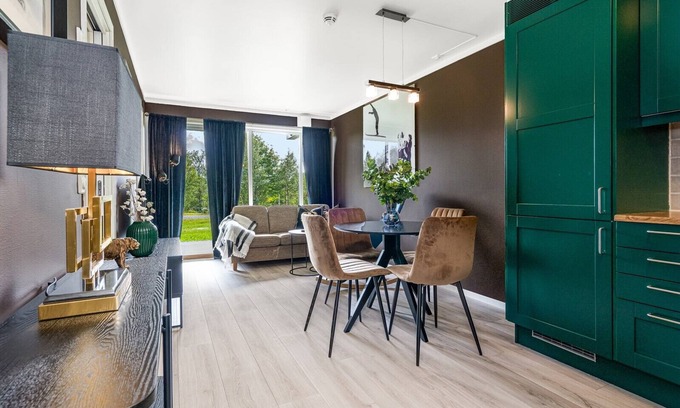 Beitostolen Apartamento | Leilighet på Beitostølen. Terrasse og Parkering