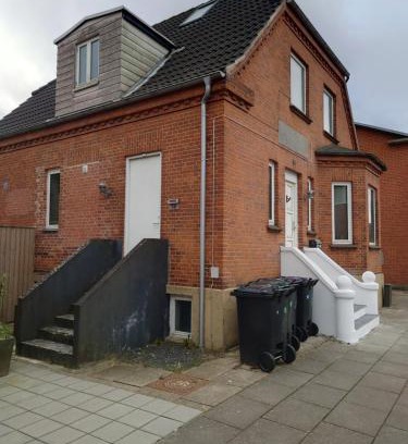 Herning Apartamento | Lejlighed med højt til loftet